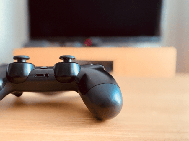 アンケートでお小遣い稼ぎ！私はゲームよりポイ活！