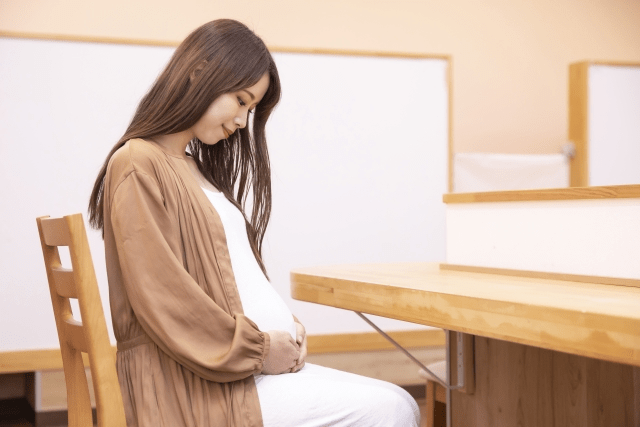 お小遣いは4.5万！商品レビューでもポイントが貯まるサイト