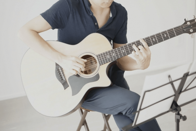 夢が叶った!1年で15万円のギターを購入できた!