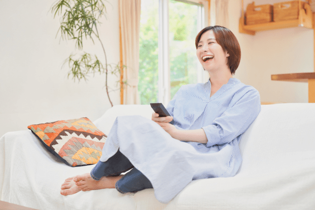 テレビを見ながら小遣い稼ぎ！自分のペースでお金が稼げる！