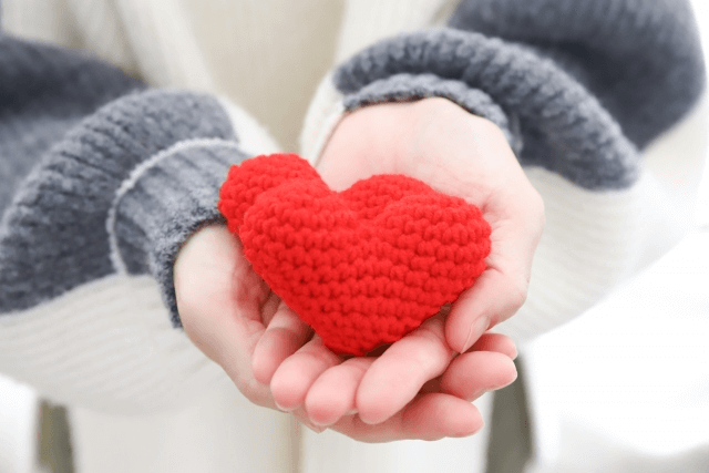 アンケートモニターで気軽に素直な気持ちを伝え、新たな出会いと人生の変革を楽しむ